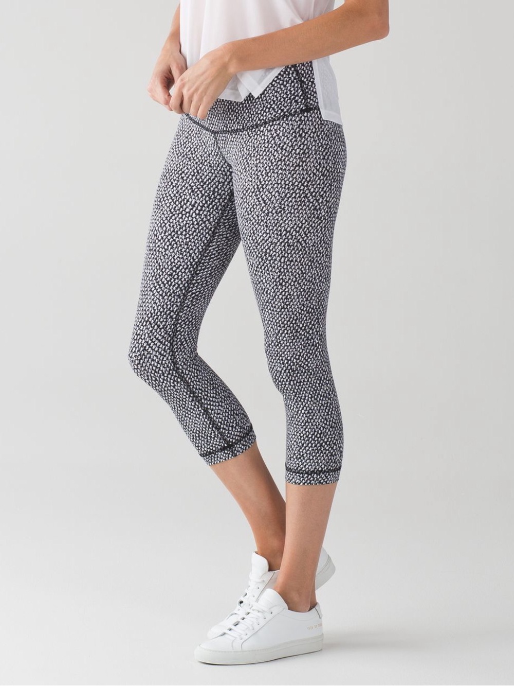 Lululemon Wunder Under Crop